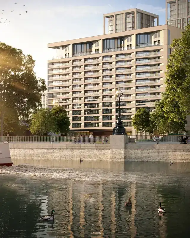 SEVEN, Southbank Place — Thames kıyısından bina görünümü